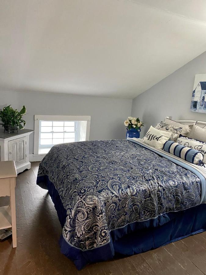 Homestay Historic Mcdonald Airbnb *